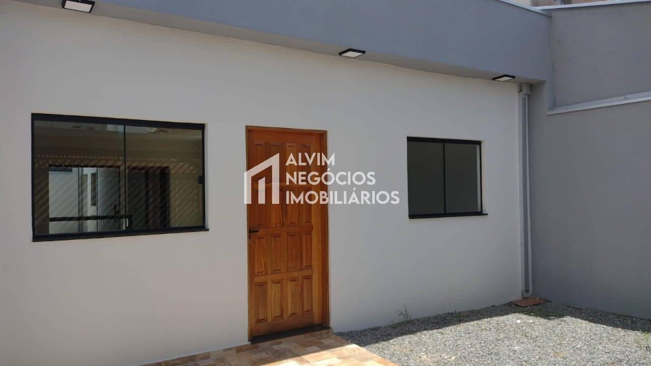 Casa à venda com 3 quartos, 140m² - Foto 14