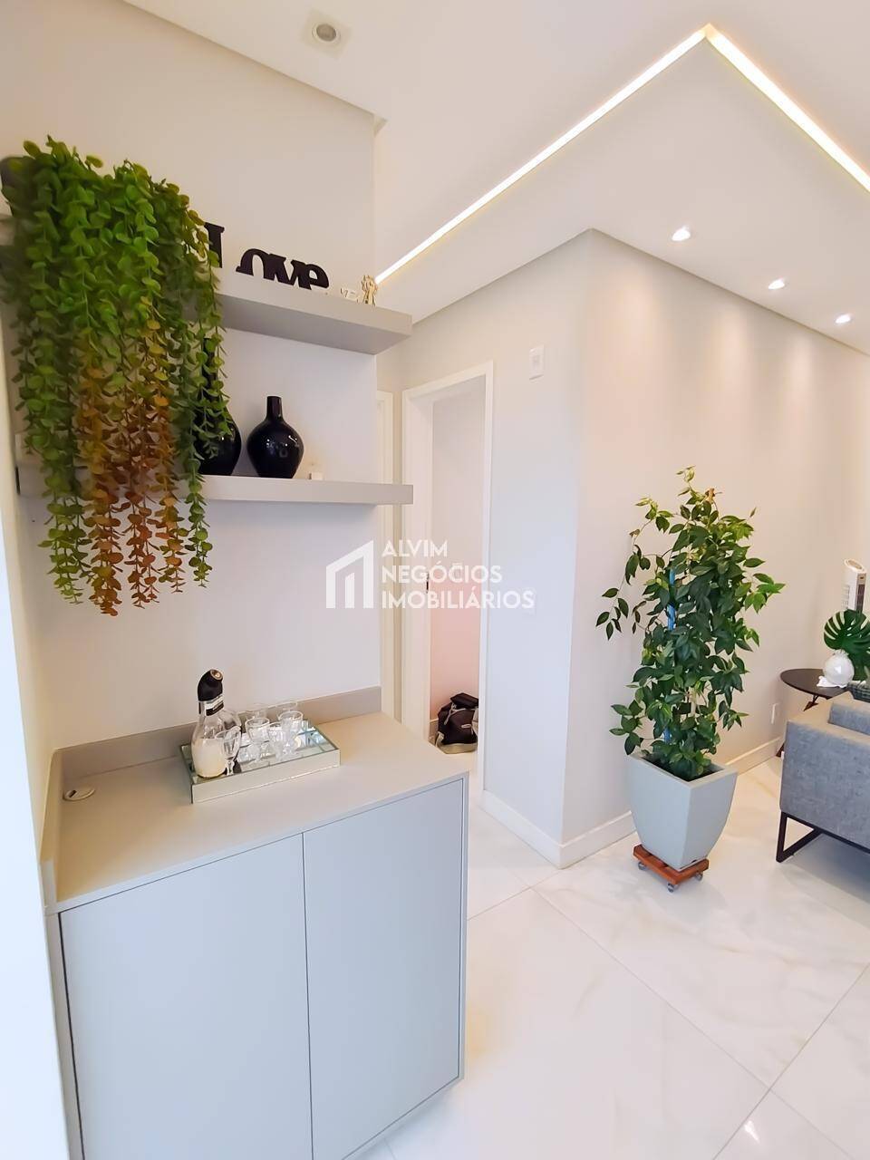 Apartamento à venda com 2 quartos, 64m² - Foto 12