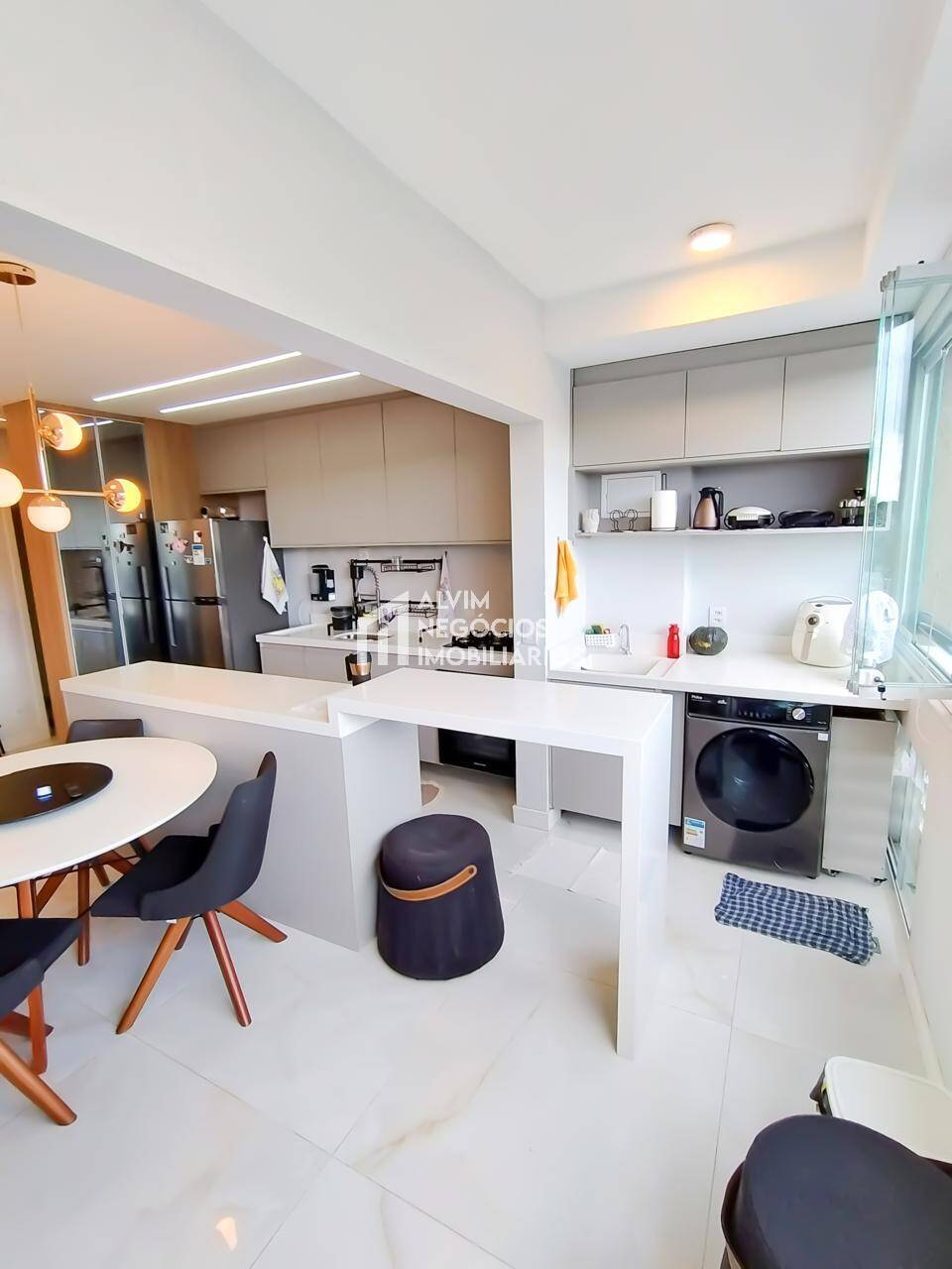 Apartamento à venda com 2 quartos, 64m² - Foto 6