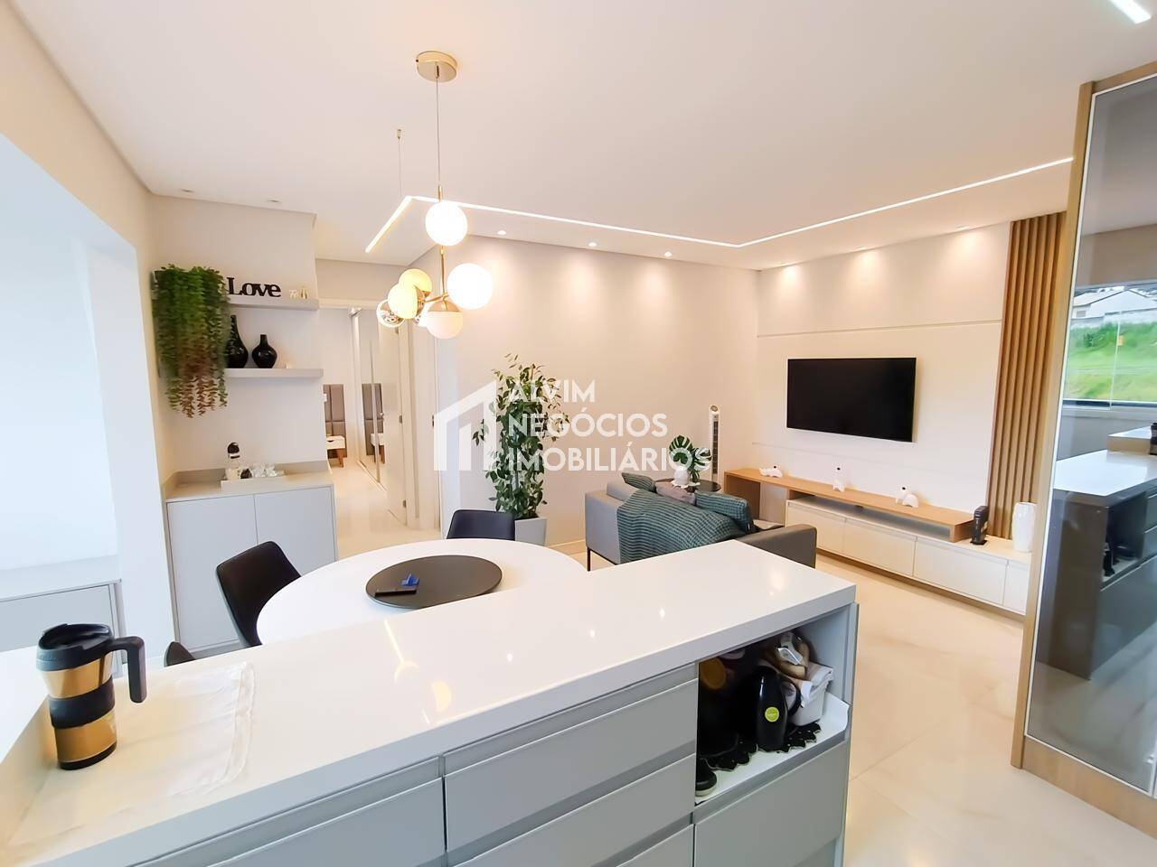 Apartamento à venda com 2 quartos, 64m² - Foto 7
