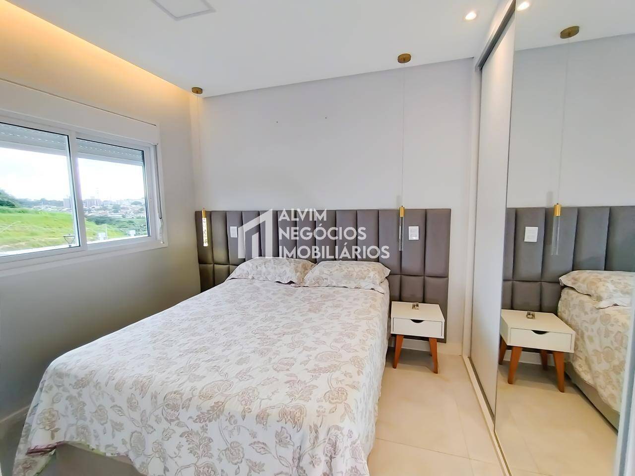 Apartamento à venda com 2 quartos, 64m² - Foto 19