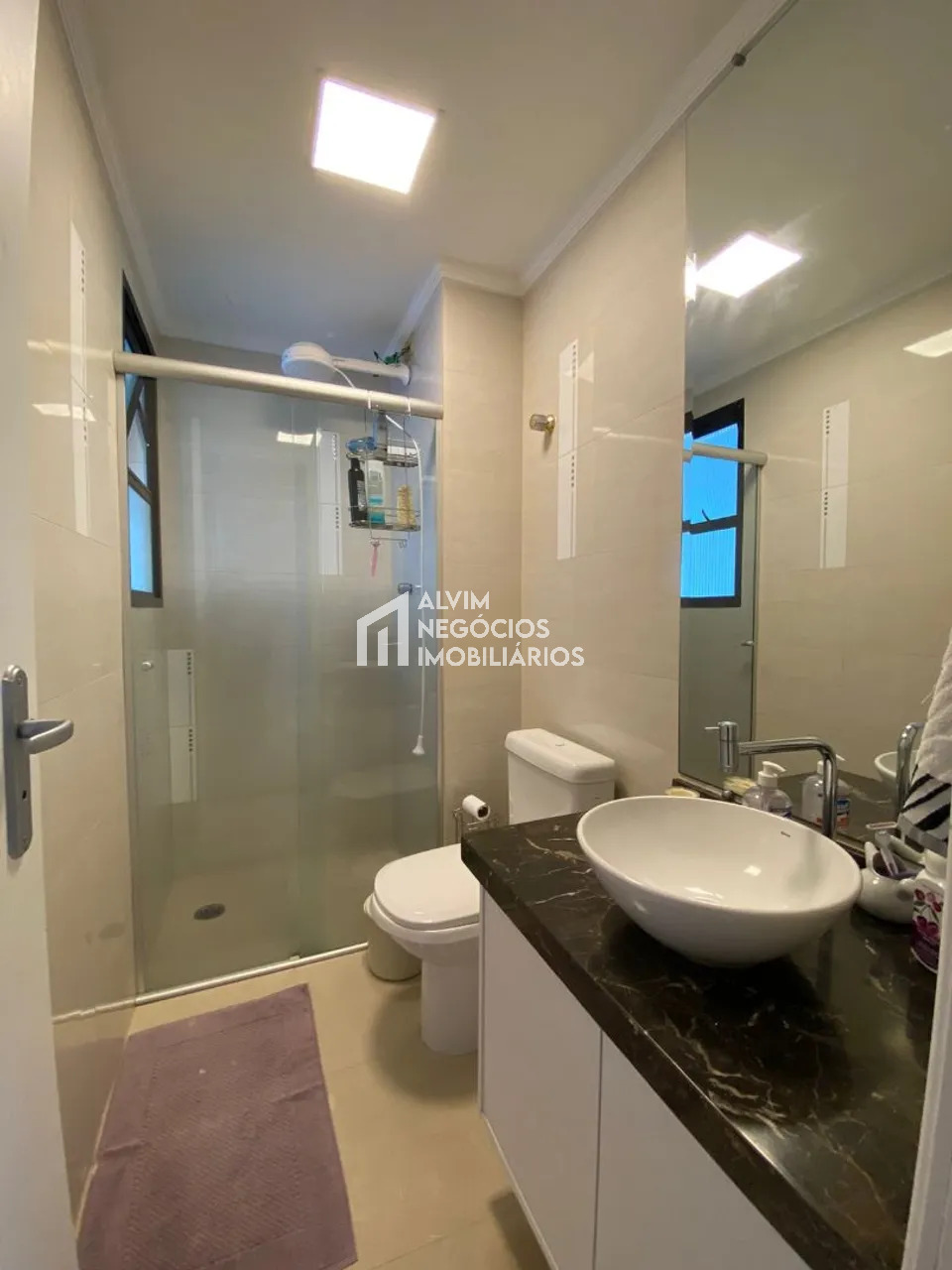 Apartamento à venda com 3 quartos, 182m² - Foto 13