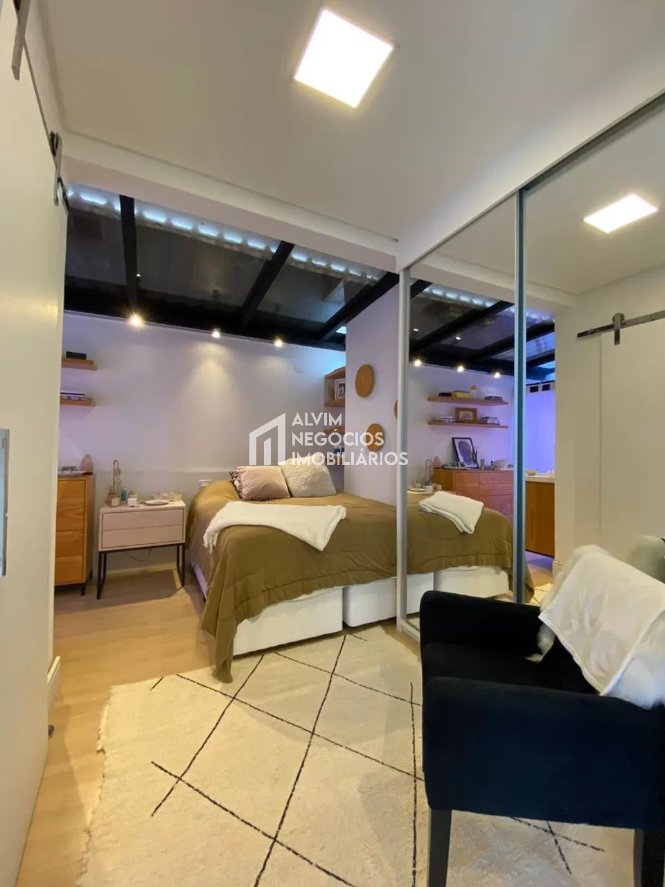 Apartamento à venda com 3 quartos, 182m² - Foto 14