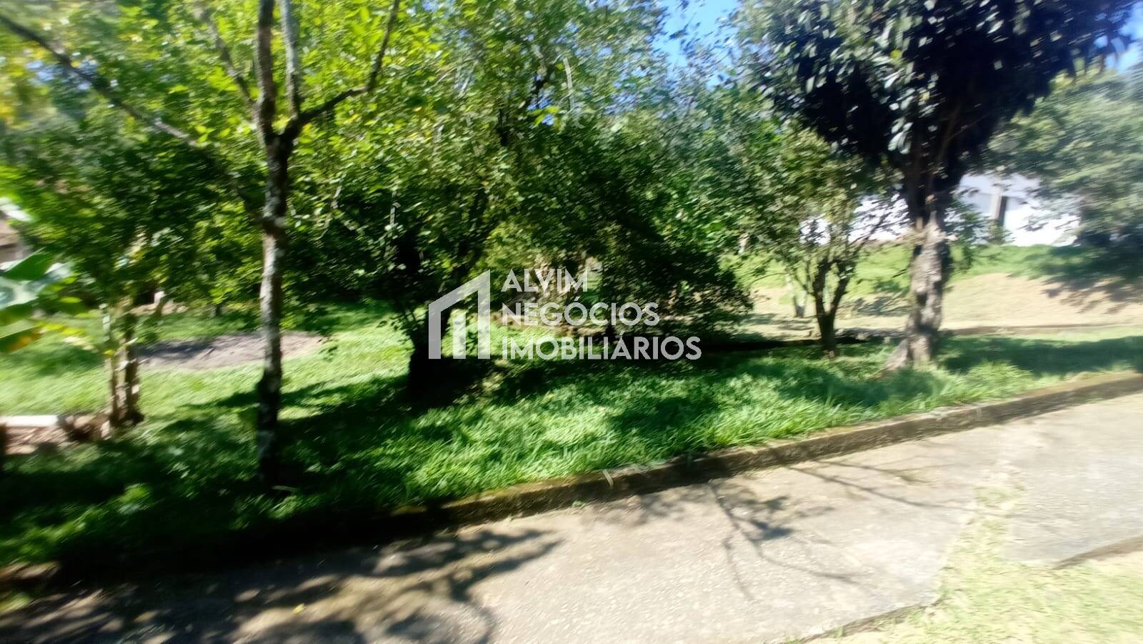 Terreno à venda, 300m² - Foto 7