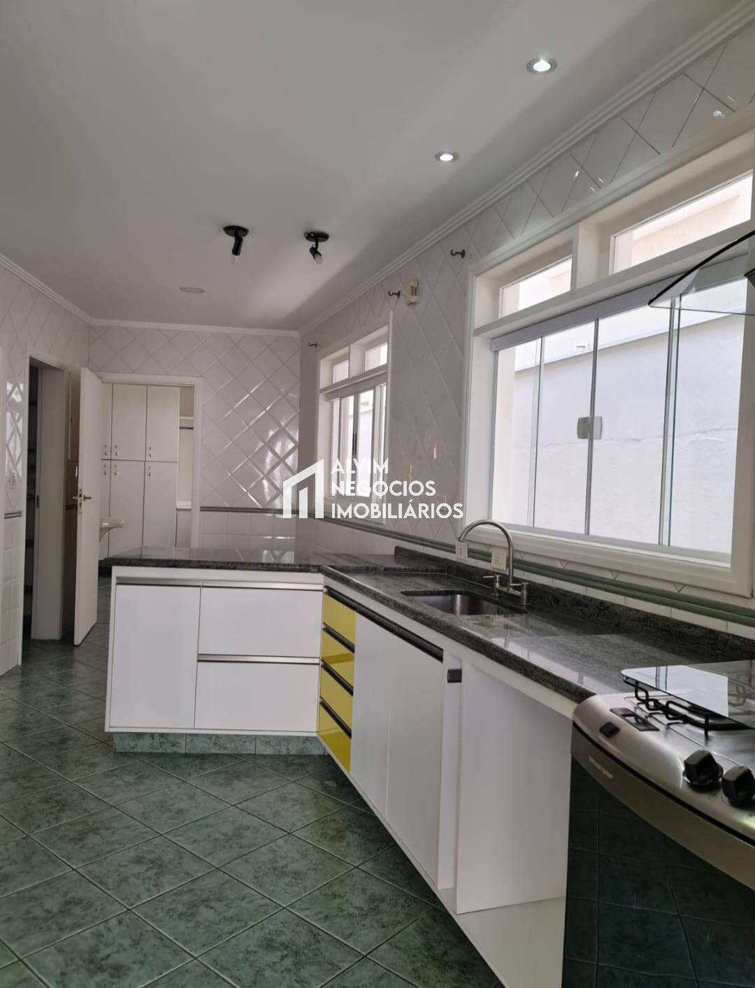 Casa, 4 quartos, 285 m² - Foto 5