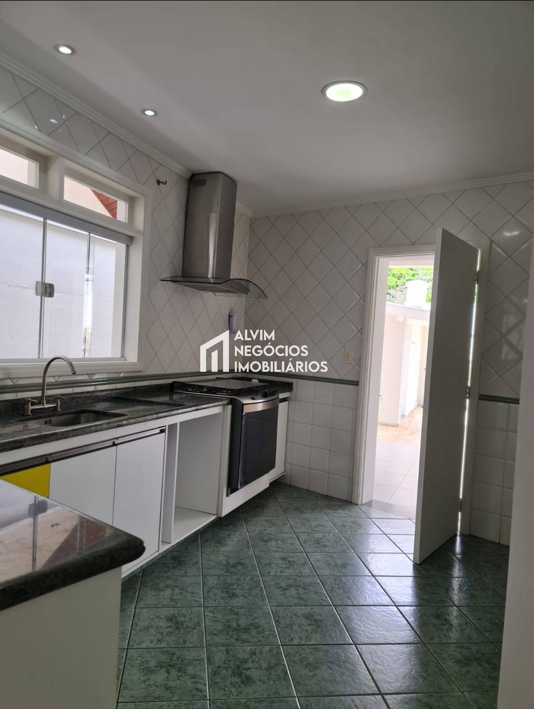 Casa, 4 quartos, 285 m² - Foto 8