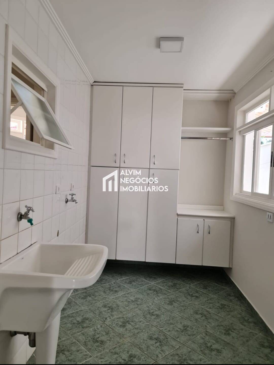 Casa, 4 quartos, 285 m² - Foto 11