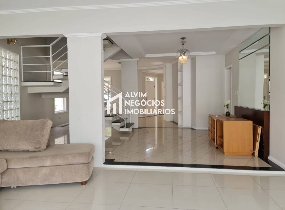 Casa, 4 quartos, 285 m² - Foto 2