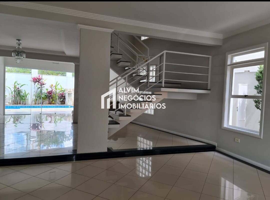 Casa, 4 quartos, 285 m² - Foto 3