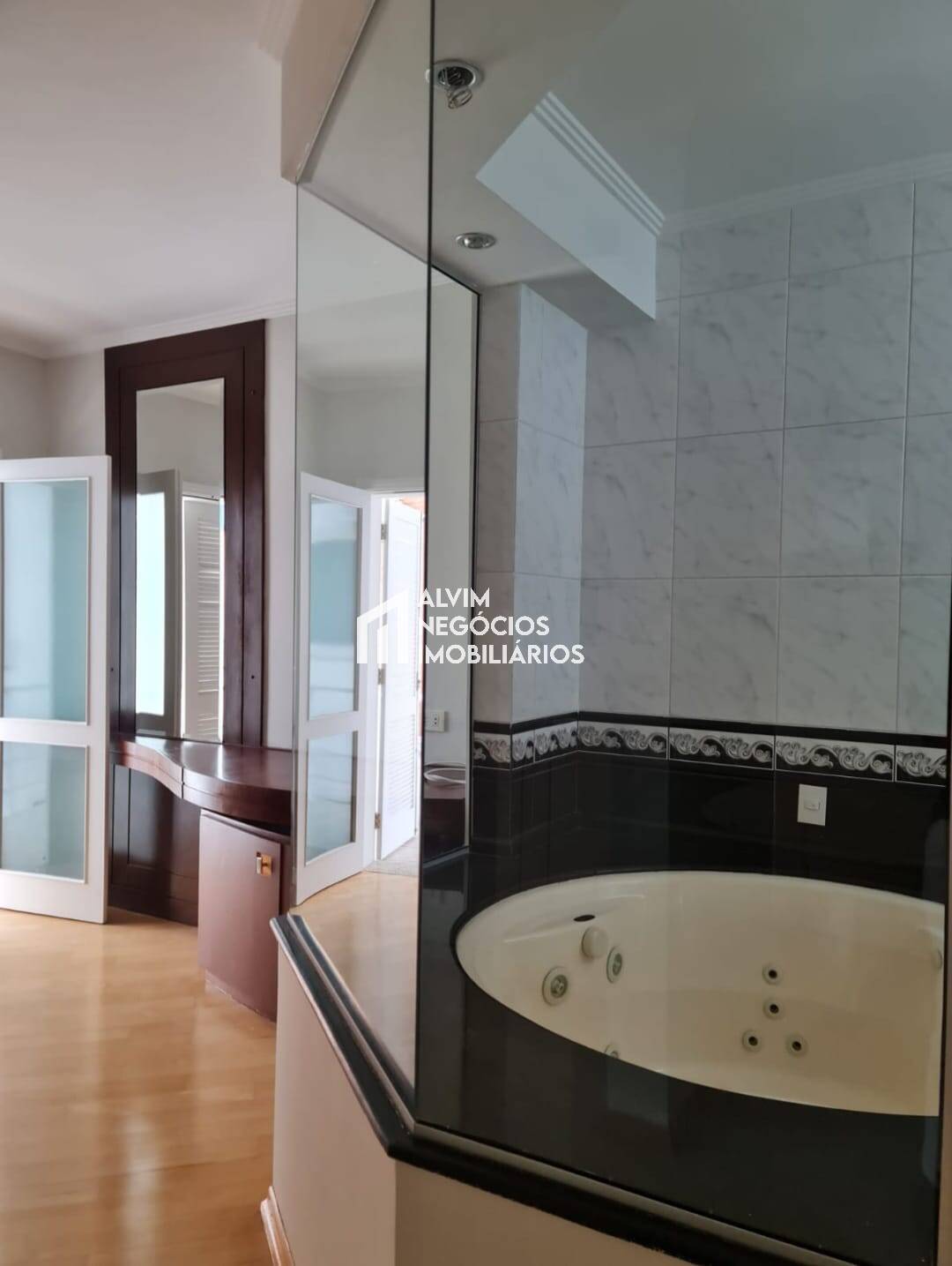 Casa, 4 quartos, 285 m² - Foto 22