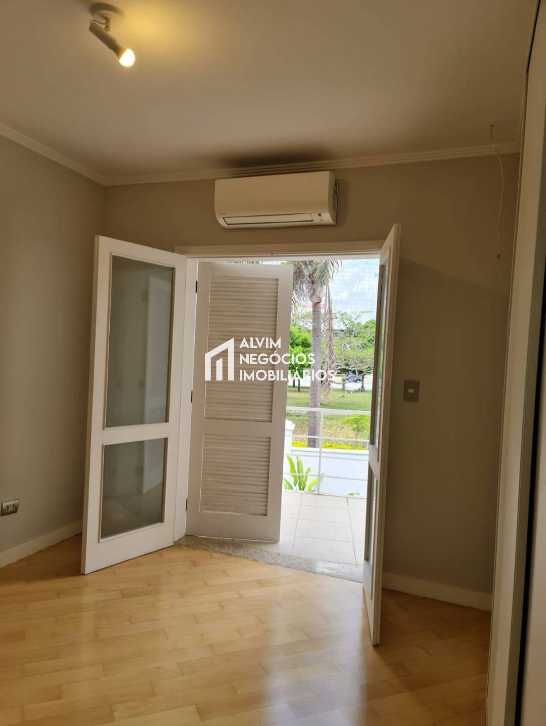 Casa, 4 quartos, 285 m² - Foto 24