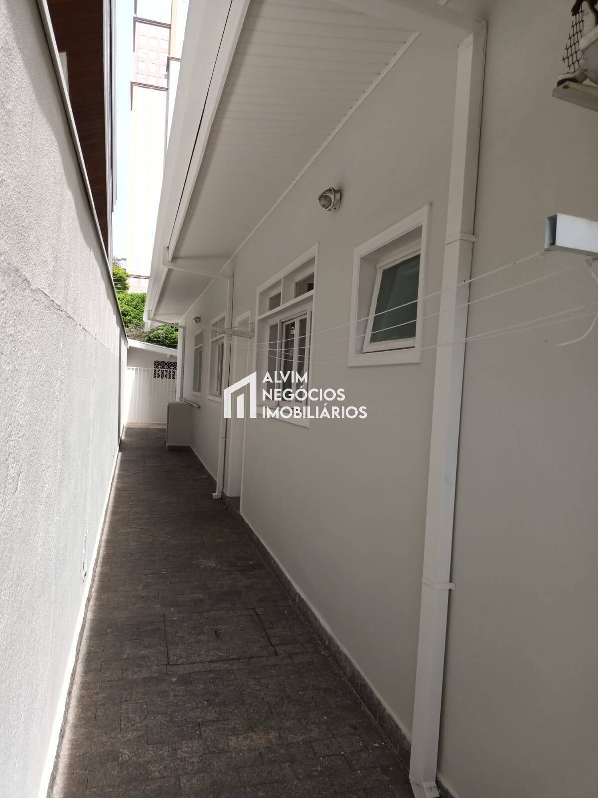 Casa, 4 quartos, 285 m² - Foto 31