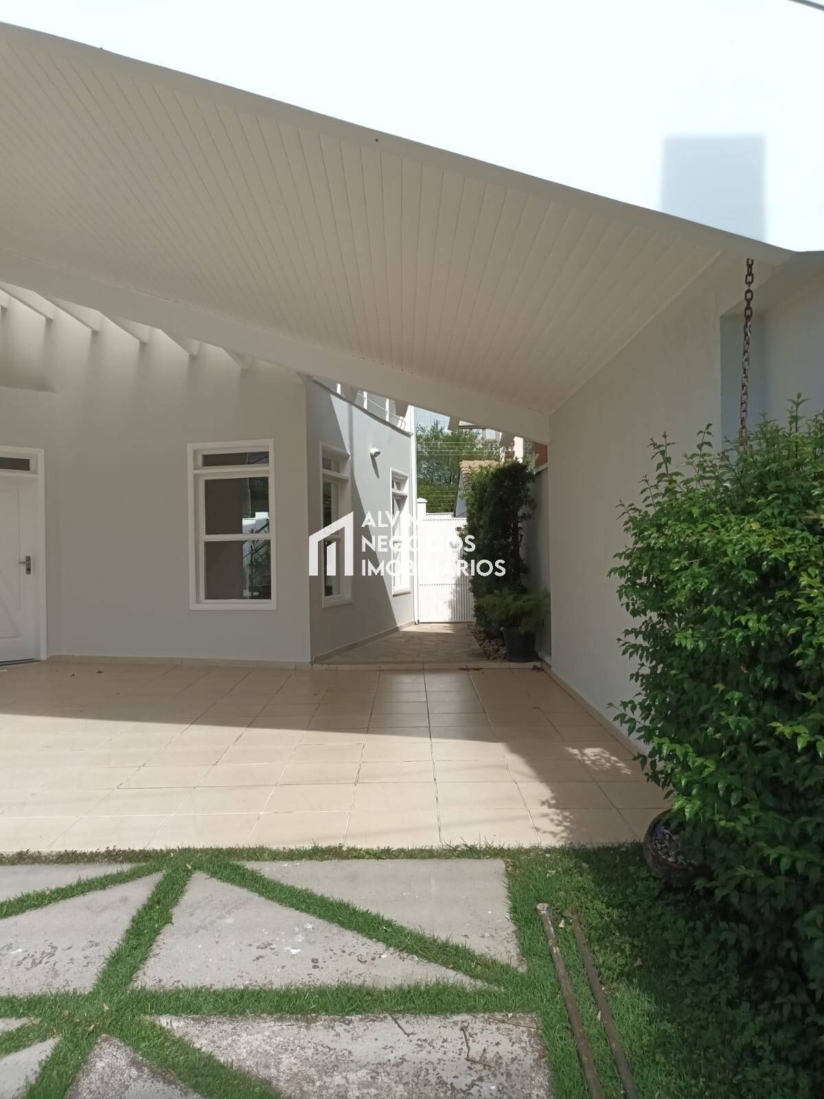 Casa, 4 quartos, 285 m² - Foto 38