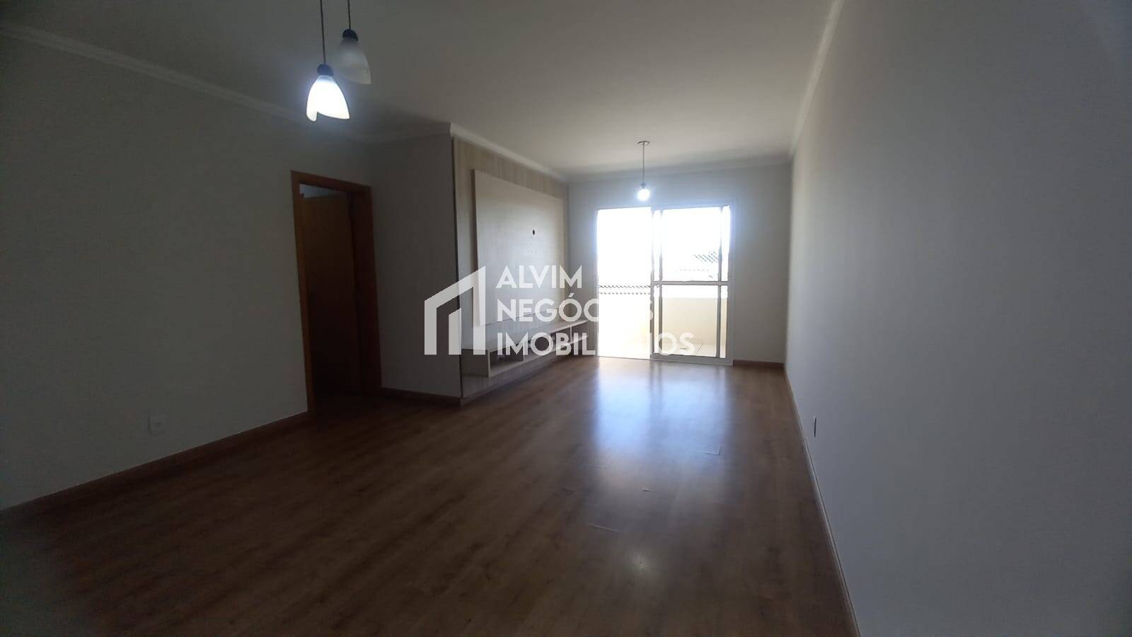 Apartamento à venda com 4 quartos, 111m² - Foto 4