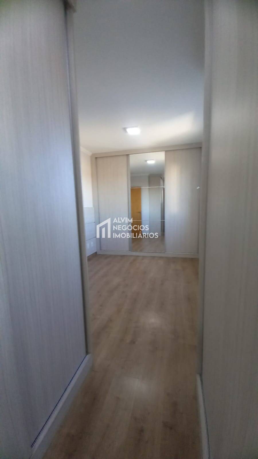 Apartamento à venda com 4 quartos, 111m² - Foto 25