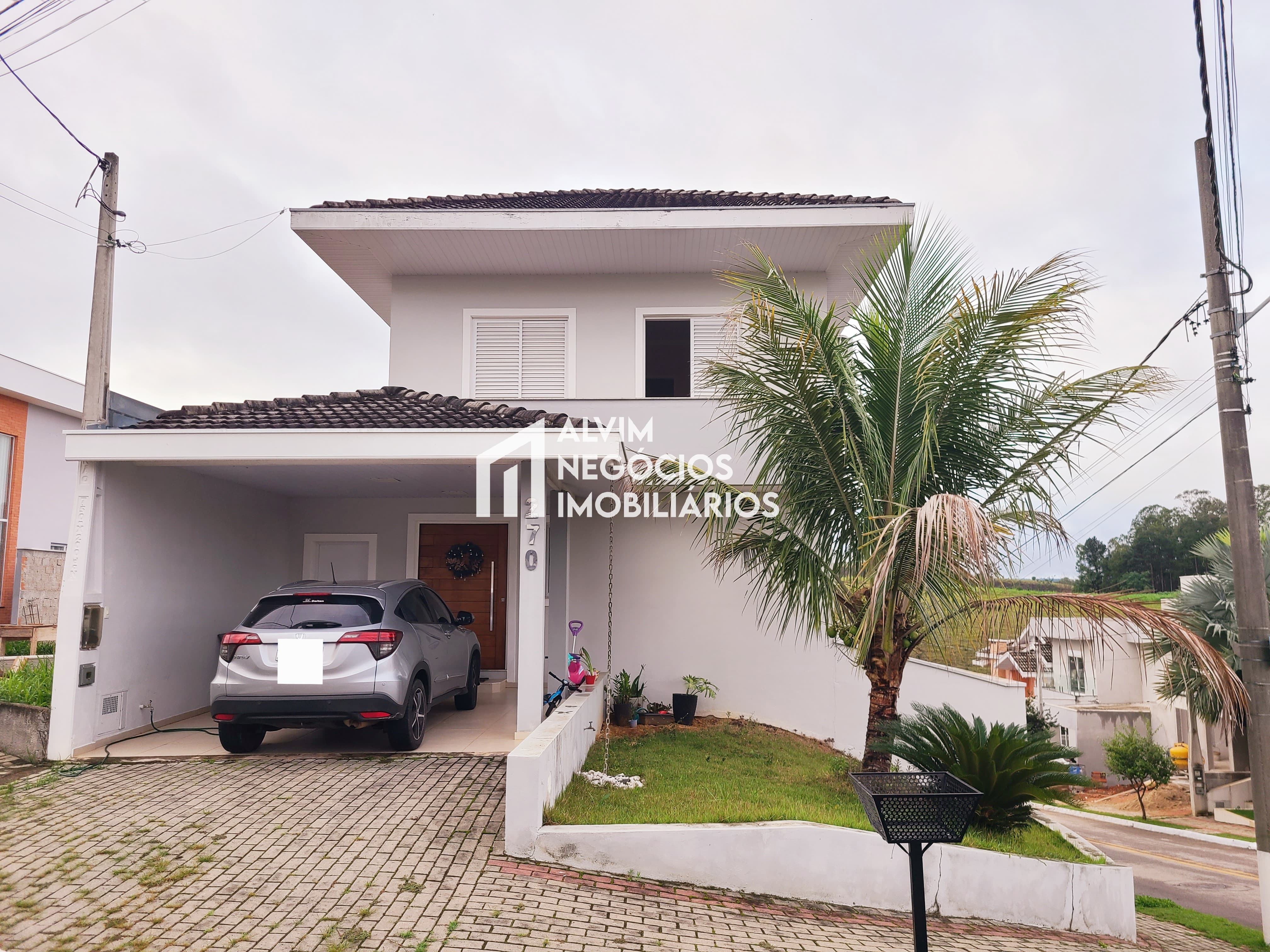 Casa, 3 quartos, 361 m² - Foto 1