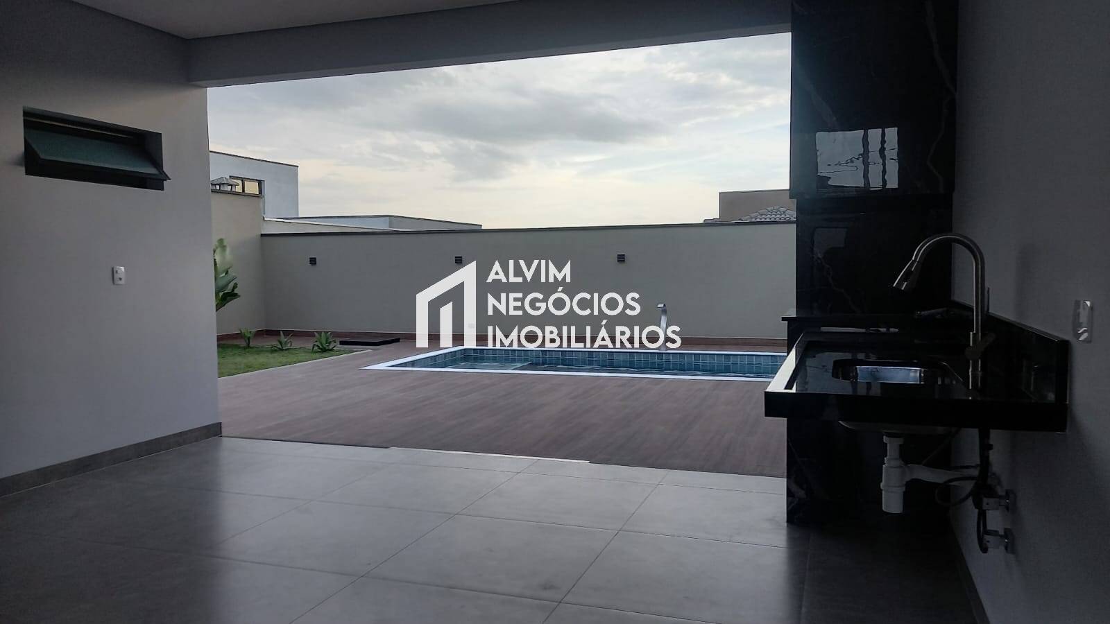 Casa, 3 quartos, 194 m² - Foto 32