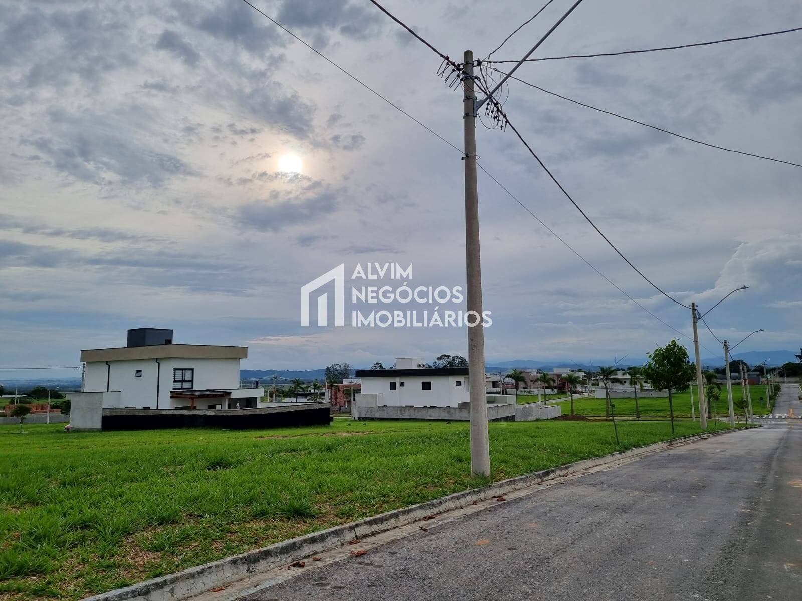 Terreno à venda, 250m² - Foto 9