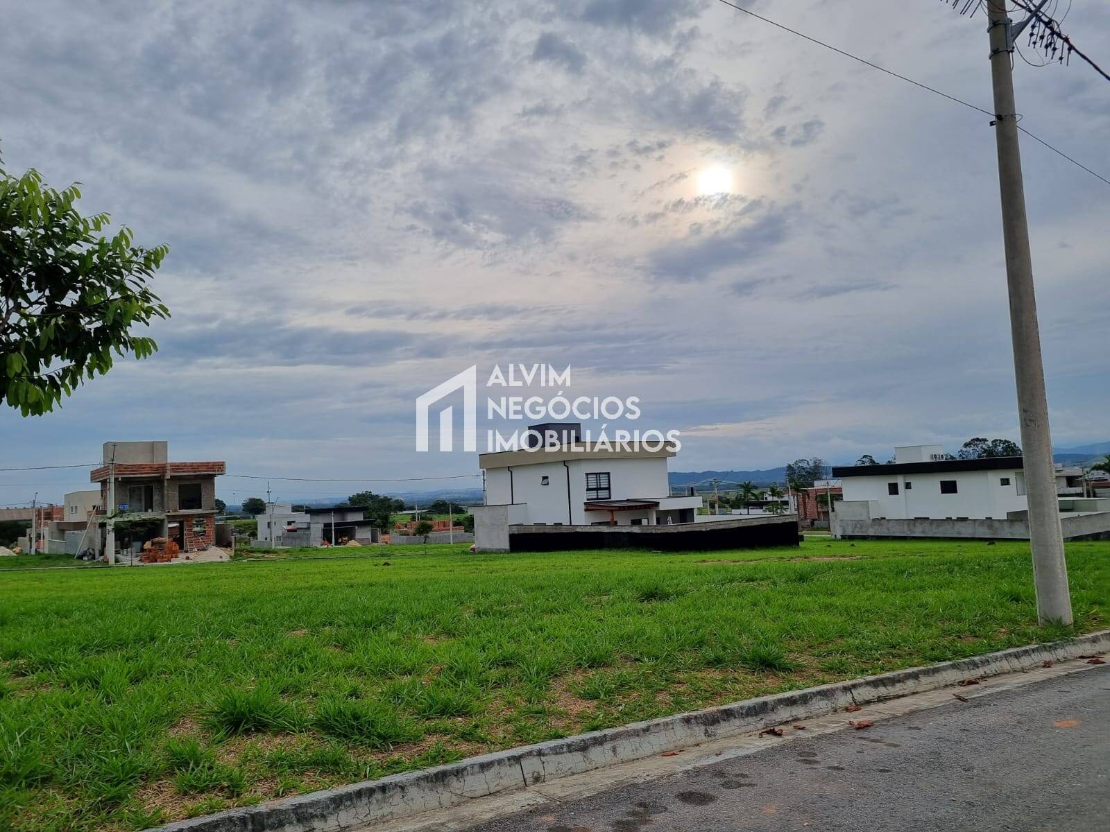 Terreno à venda, 250m² - Foto 10