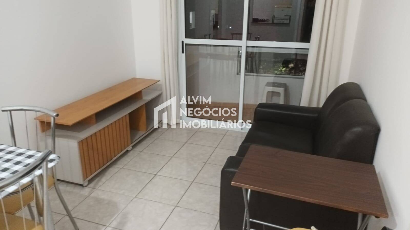 Apartamento para alugar com 1 quarto, 45m² - Foto 3