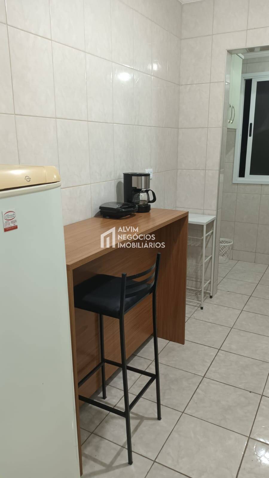 Apartamento para alugar com 1 quarto, 45m² - Foto 9
