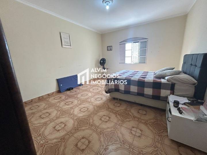 Casa, 4 quartos, 250 m² - Foto 26