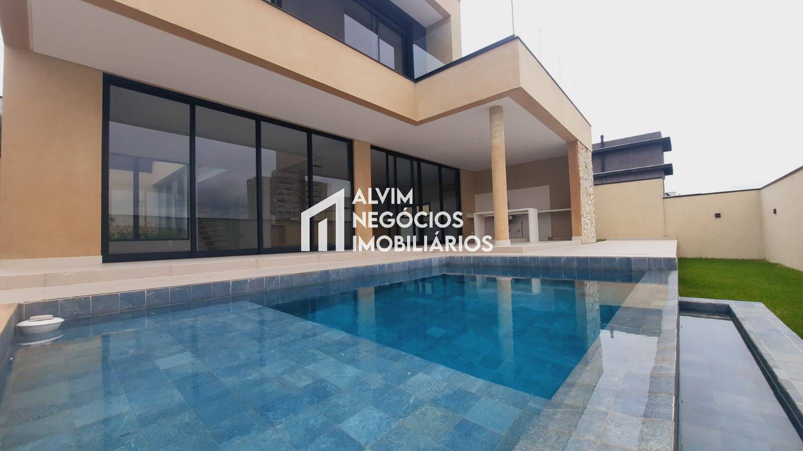 Sobrado, 3 quartos, 302 m² - Foto 16