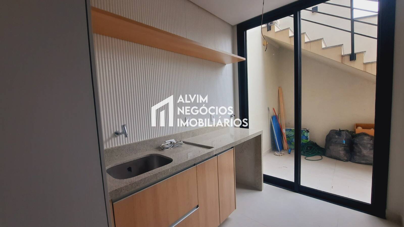 Sobrado, 3 quartos, 302 m² - Foto 26