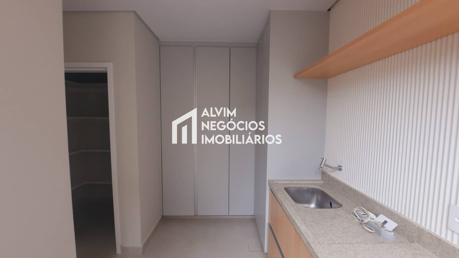 Sobrado, 3 quartos, 302 m² - Foto 27