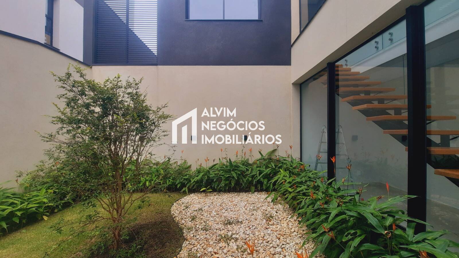 Sobrado, 3 quartos, 302 m² - Foto 31