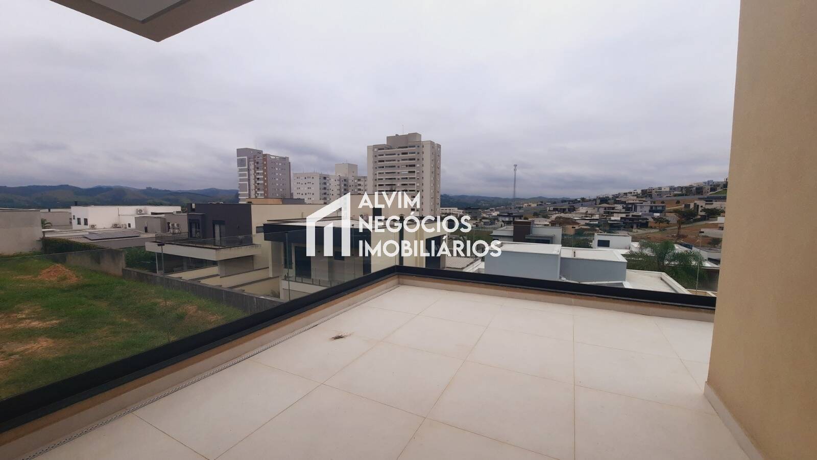 Sobrado, 3 quartos, 302 m² - Foto 42