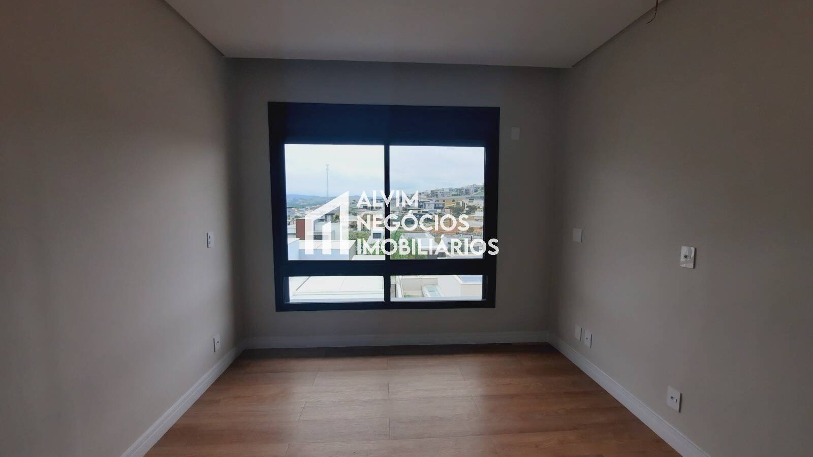 Sobrado, 3 quartos, 302 m² - Foto 52